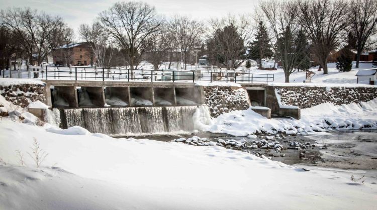What's nearby the HA Whitney Inn B&B Columbus, Wisconsin? Nearby Fall River Dam is a great spot for fishing, boating, & picnicking.